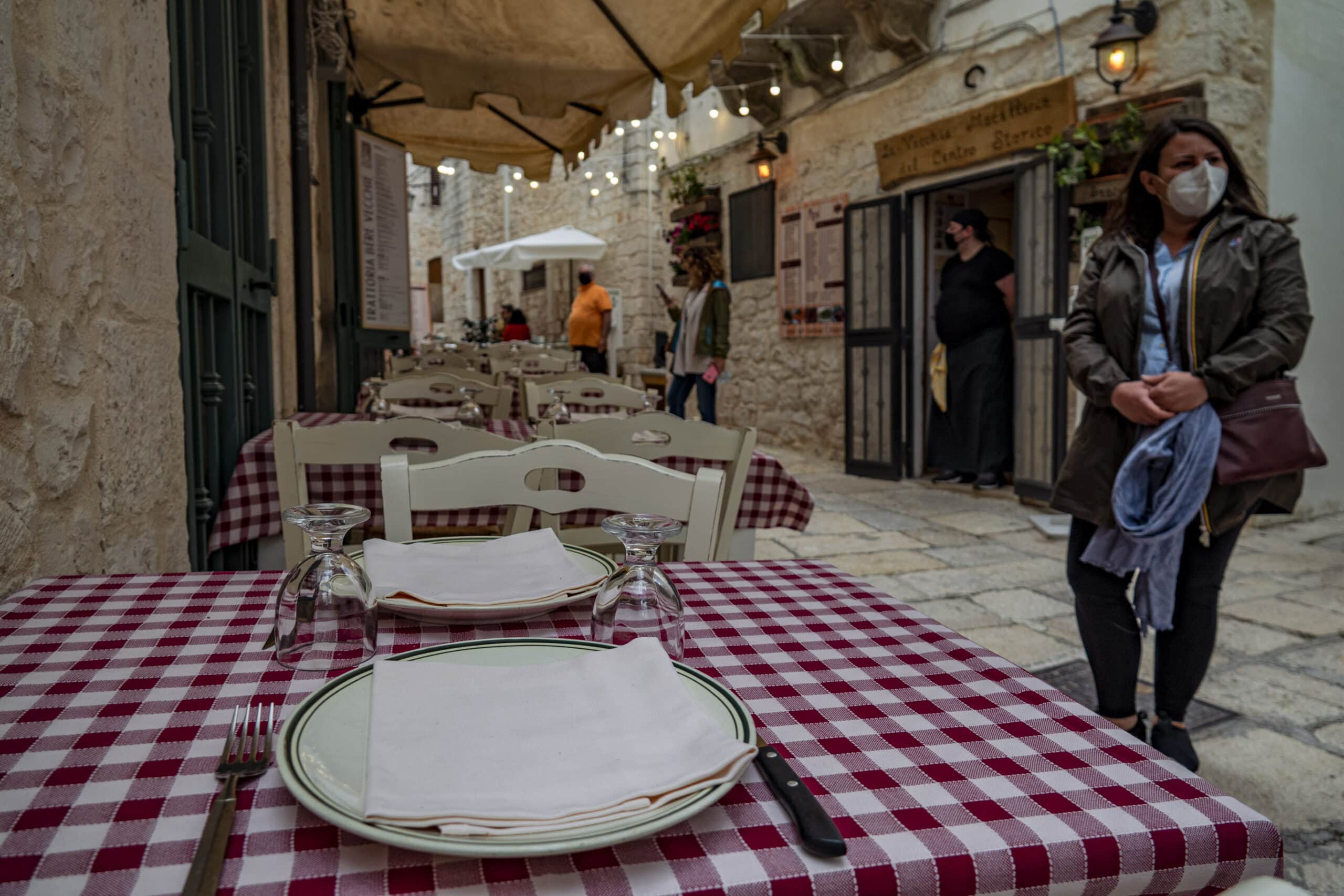 Tour Gastronomico e del Vino di un Giorno Intero nella Valle d'Itria
